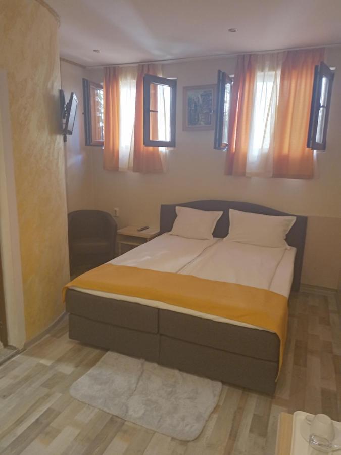Hotel Dali 3*
